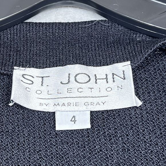 St Johns Basics CollectIon Blazer Size 4 Black Gold Buttons Classic Knits Jacket - Picture 9 of 12